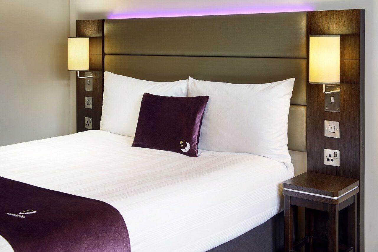 Premier Inn Leeds Headingley Exterior foto